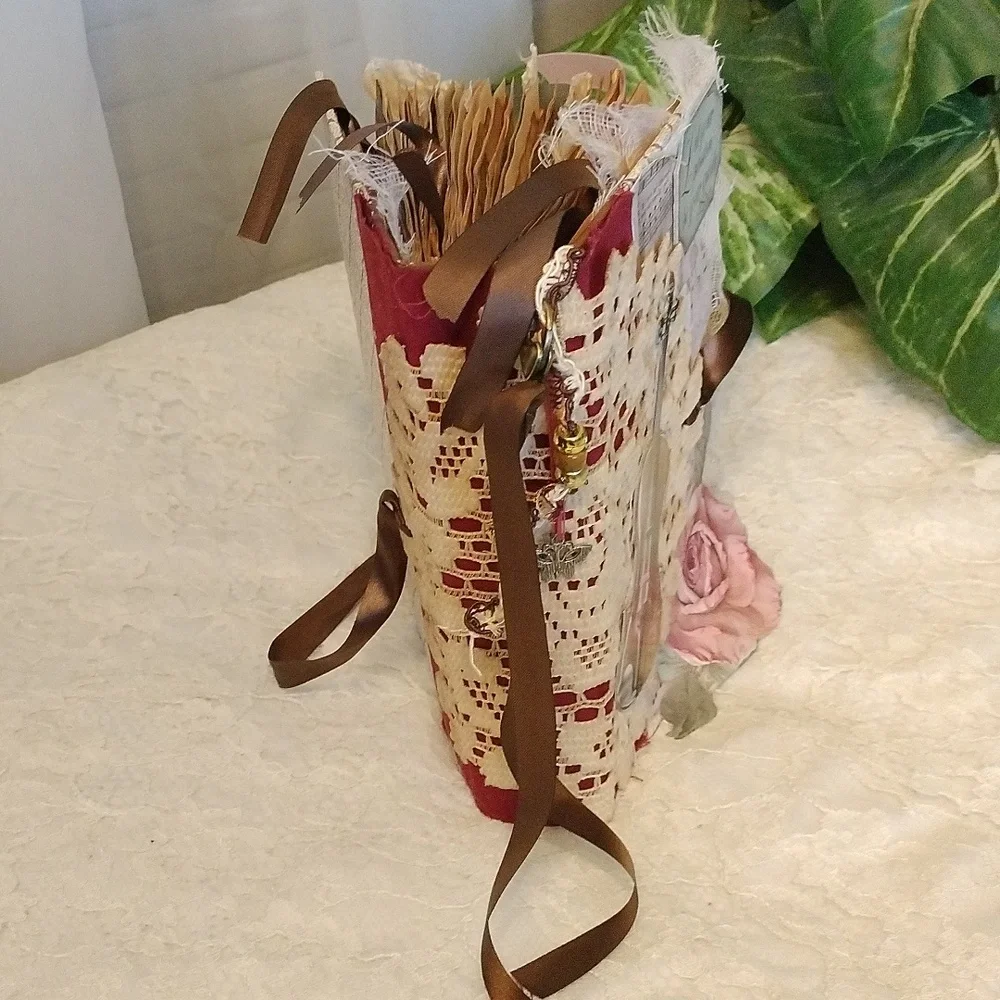 ⚜️ Suite Symphony Vintage Altered Book Junk Journal